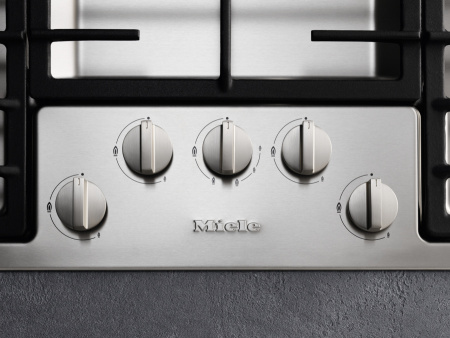 Газовая варочная панель Miele KM 2356 1 - купить онлайн, цена 246 900 ₽, стоимость доставки по МСК и РФ от 300 рублей, заказать сейчас! Газовая варочная панель Miele KM 2356 1 купить за 246 900 ₽ в Москве с доставкой по РФ