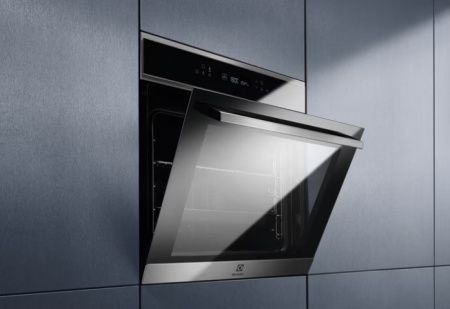 Духовой шкаф Electrolux EOE7C31X - купить онлайн, цена 74 600 ₽, стоимость доставки по МСК и РФ от 300 рублей, заказать сейчас! Духовой шкаф Electrolux EOE7C31X купить за 74 600 ₽ в Москве с доставкой по РФ