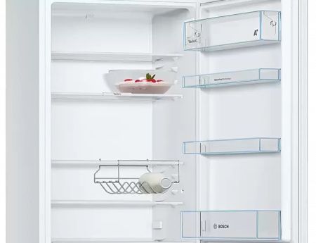 Холодильник с нижней морозильной камерой BOSCH KGE39XW21R - купить онлайн, цена 100 500.28 ₽, стоимость доставки по МСК и РФ от 300 рублей, заказать сейчас! Холодильник с нижней морозильной камерой BOSCH KGE39XW21R купить за 100 500.28 ₽ в Москве с доставкой по РФ