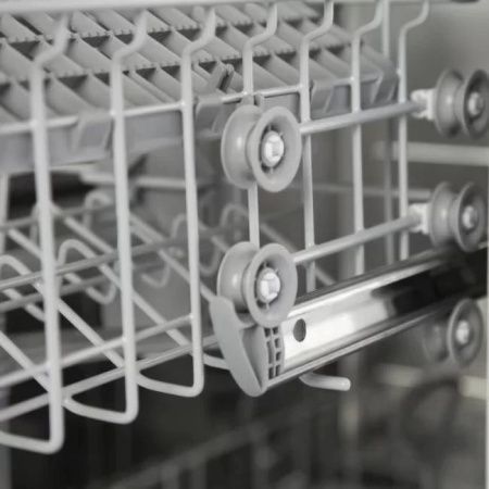 Посудомоечная машина Bosch SPS 40E12 RU купить за 150&nbsp;000 ₽ в Москве с доставкой по РФ