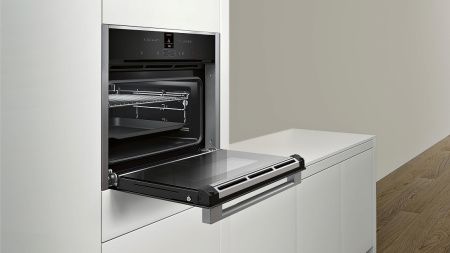 Компактный духовой шкаф Neff C17CR22N0 купить за 374&nbsp;900 ₽ в Москве с доставкой по РФ