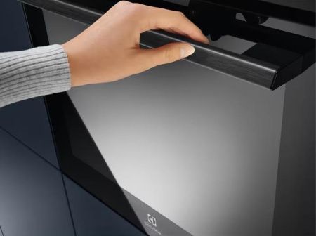 Духовой шкаф Electrolux EOD4P57H купить за 71&nbsp;950 ₽ в Москве с доставкой по РФ