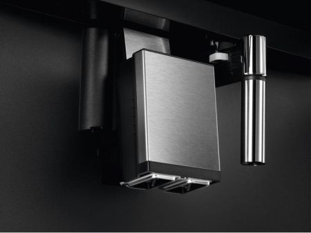 Встраиваемая кофемашина AEG KKK994500T - купить онлайн, цена 206 730 ₽, стоимость доставки по МСК и РФ от 300 рублей, заказать сейчас! Встраиваемая кофемашина AEG KKK994500T купить за 206 730 ₽ в Москве с доставкой по РФ