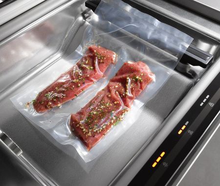 Вакууматор Miele EVS 6214 GRGR купить за 366&nbsp;700 ₽ в Москве с доставкой по РФ