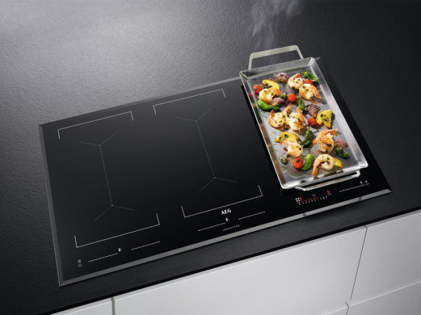 Варочная панель AEG IKE96654FB - купить за 156&nbsp;220 ₽ в Москве с доставкой по РФ