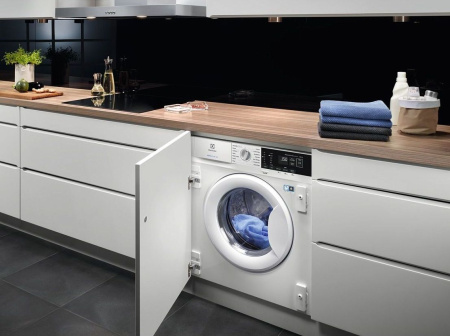 Встраиваемая стиральная машина Electrolux EWN7F447WI купить за 94&nbsp;420 ₽ в Москве с доставкой по РФ