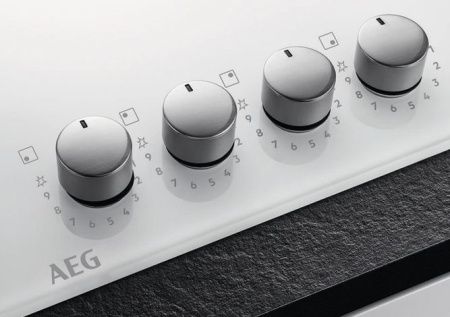 Варочная панель AEG HKB64420NW купить за 62&nbsp;990 ₽ в Москве с доставкой по РФ