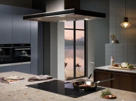 Варочная панель Electrolux EIS 6648 - купить онлайн, цена 126 940 ₽, стоимость доставки по МСК и РФ от 300 рублей, заказать сейчас! Варочная панель Electrolux EIS 6648 купить за 126 940 ₽ в Москве с доставкой по РФ