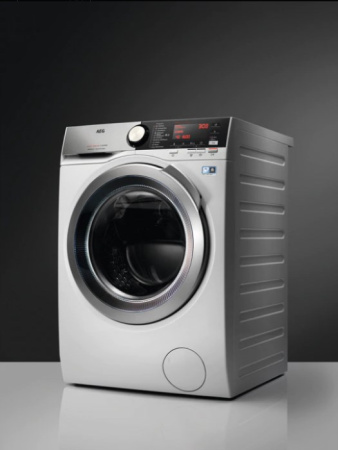 Стирально-сушильная машина AEG L8WBC61S купить за 93&nbsp;900 ₽ в Москве с доставкой по РФ