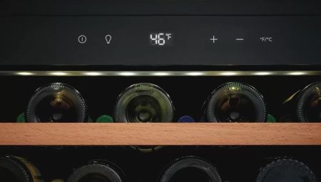 Винный шкаф Frigidaire FGWC5233TS купить за в Москве с доставкой по РФ