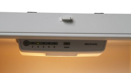 Холодильник Siemens KI38VA50RU - купить онлайн, цена 43 190 ₽, стоимость доставки по МСК и РФ от 300 рублей, заказать сейчас! Холодильник Siemens KI38VA50RU купить за 43 190 ₽ в Москве с доставкой по РФ