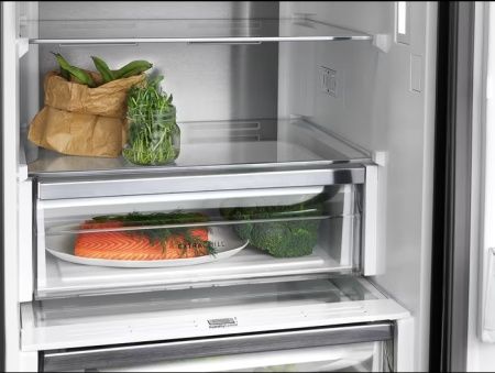 Холодильник Electrolux LNT7ME34X2 - купить онлайн, цена 136 080 ₽, стоимость доставки по МСК и РФ от 300 рублей, заказать сейчас! Холодильник Electrolux LNT7ME34X2 купить за 136 080 ₽ в Москве с доставкой по РФ