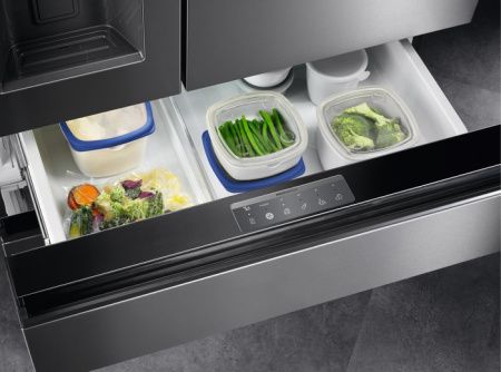 Холодильник Electrolux LLI9VF54X0 - купить онлайн, цена 419 990 ₽, стоимость доставки по МСК и РФ от 300 рублей, заказать сейчас! Холодильник Electrolux LLI9VF54X0 купить за 419 990 ₽ в Москве с доставкой по РФ