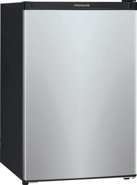 Холодильник Frigidaire FFPE4533UM - купить онлайн, цена 79 999 ₽, стоимость доставки по МСК и РФ от 300 рублей, заказать сейчас! Холодильник Frigidaire FFPE4533UM - купить за 79 999 ₽ в Москве с доставкой по РФ