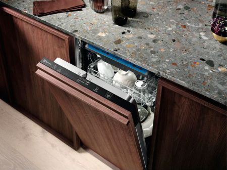 Electrolux EEM23100L купить за 190&nbsp;400 ₽ в Москве с доставкой по РФ