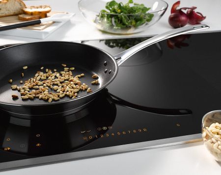 Индукционная варочная панель Miele KM 6629 купить за 327&nbsp;600 ₽ в Москве с доставкой по РФ