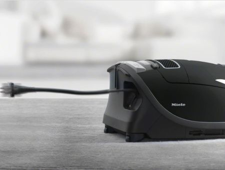 Пылесос Miele SGDA3 Complete C3 Parquet XL черный обсидиан купить за 84&nbsp;370 ₽ в Москве с доставкой по РФ