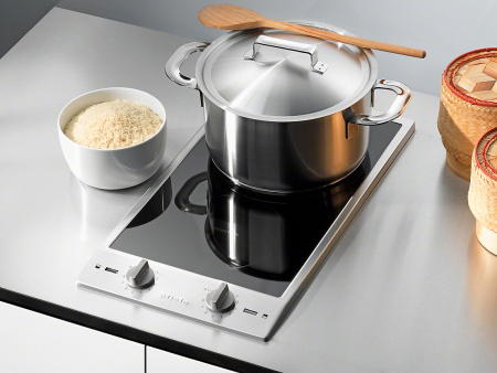 Индукционная варочная панель Miele CS1212-1 купить за 59&nbsp;900 ₽ в Москве с доставкой по РФ