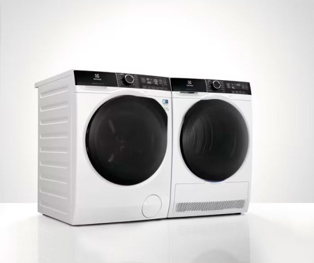 Стиральная машина Electrolux EW9F161BP купить за 143&nbsp;000 ₽ в Москве с доставкой по РФ