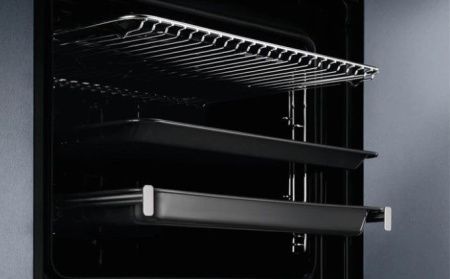 Духовой шкаф Electrolux OKC8P39WX - купить онлайн, цена 107 730 ₽, стоимость доставки по МСК и РФ от 300 рублей, заказать сейчас! Духовой шкаф Electrolux OKC8P39WX купить за 107 730 ₽ в Москве с доставкой по РФ