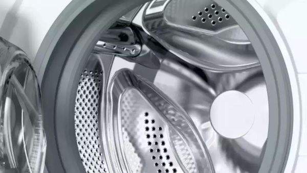 Узкая стиральная машина BOSCH WLG20240OE - купить онлайн, цена 50 990 ₽, стоимость доставки по МСК и РФ от 300 рублей, заказать сейчас! Узкая стиральная машина BOSCH WLG20240OE - купить за 50 990 ₽ в Москве с доставкой по РФ