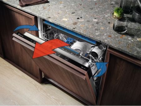 Electrolux EEM48221L купить за 78&nbsp;400 ₽ в Москве с доставкой по РФ