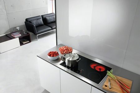 Стеклокерамическая варочная панель Miele KM5617 купить за 199&nbsp;850 ₽ в Москве с доставкой по РФ