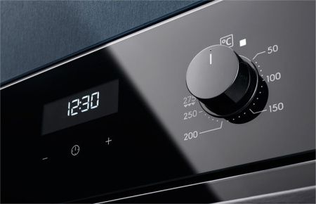 Духовой шкаф Electrolux EOD5C50Z купить за 40&nbsp;900 ₽ в Москве с доставкой по РФ