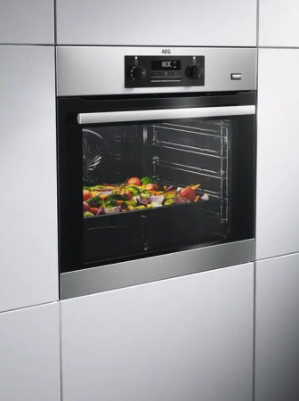 Духовой шкаф AEG BEB351110M купить за 68&nbsp;090 ₽ в Москве с доставкой по РФ