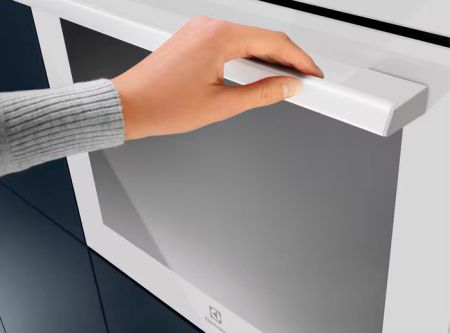 Духовой шкаф Electrolux EOE7C31V купить за 84&nbsp;890 ₽ в Москве с доставкой по РФ
