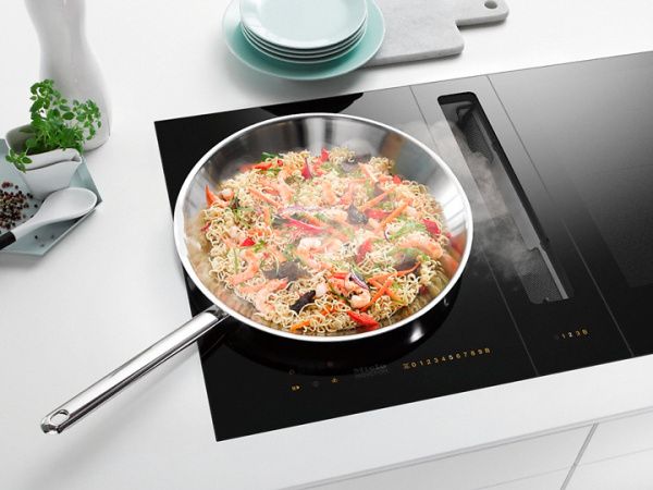 Индукционная варочная панель WOK Miele CS 7611 FL - купить за 180&nbsp;000 ₽ в Москве с доставкой по РФ