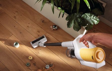 Пылесос Miele Duoflex HX 1 Sunset yellow - купить онлайн, цена 38 300 ₽, стоимость доставки по МСК и РФ от 300 рублей, заказать сейчас! Пылесос Miele Duoflex HX 1 Sunset yellow купить за 38 300 ₽ в Москве с доставкой по РФ