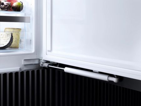 Встраиваемый холодильник Miele K 7773 D купить за 377&nbsp;000 ₽ в Москве с доставкой по РФ