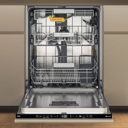 Посудомоечная машина Bauknecht B8I HT58 TS купить за 45&nbsp;000 ₽ в Москве с доставкой по РФ