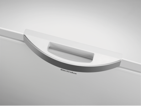 Морозильный ларь Electrolux LCB3LF38W0 купить за 111&nbsp;030 ₽ в Москве с доставкой по РФ