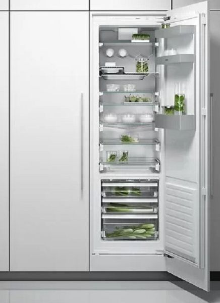 Холодильник Gaggenau RT 289-202 - купить онлайн, цена 499 999 ₽, стоимость доставки по МСК и РФ от 300 рублей, заказать сейчас! Холодильник Gaggenau RT 289-202 - купить за 499 999 ₽ в Москве с доставкой по РФ