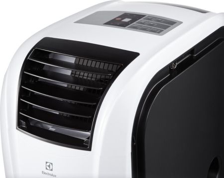 Мобильный кондиционер Electrolux EACM-07 RK/N6 купить за 34&nbsp;100 ₽ в Москве с доставкой по РФ