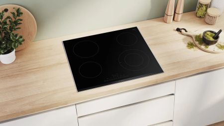 Электрическая варочная панель Bosch PKF675FP2E купить за 44&nbsp;780.42 ₽ в Москве с доставкой по РФ