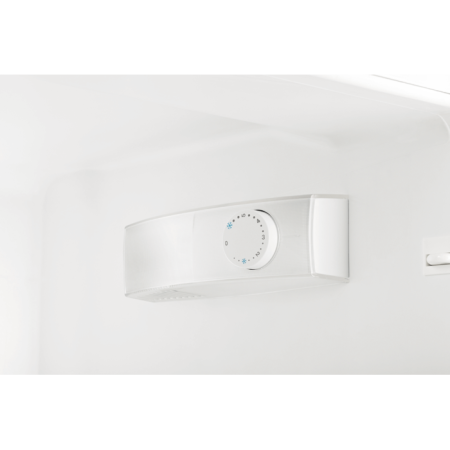 Встраиваемый холодильник Electrolux ERN 92201 AW - купить онлайн, цена 111 200 ₽, стоимость доставки по МСК и РФ от 300 рублей, заказать сейчас! Встраиваемый холодильник Electrolux ERN 92201 AW купить за 111 200 ₽ в Москве с доставкой по РФ