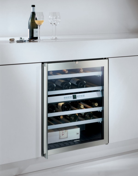 Винный шкаф Gaggenau RW 404-260 - купить онлайн, цена , стоимость доставки по МСК и РФ от 300 рублей, заказать сейчас! Винный шкаф Gaggenau RW 404-260 - купить за в Москве с доставкой по РФ
