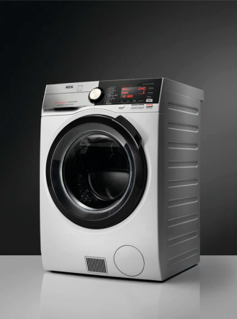 Стиральная машина AEG L9WBCN61B купить за 95&nbsp;900 ₽ в Москве с доставкой по РФ