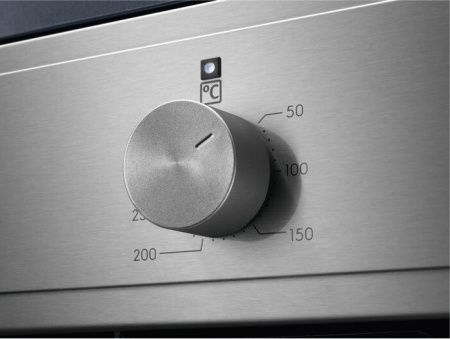 Духовой шкаф Electrolux EOF3H00BX купить за 43&nbsp;100 ₽ в Москве с доставкой по РФ