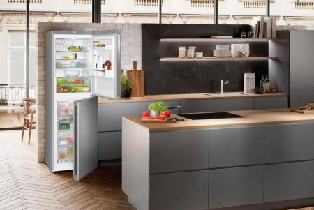Холодильник Liebherr CNel 4213 - купить онлайн, цена 123 990.27 ₽, стоимость доставки по МСК и РФ от 300 рублей, заказать сейчас! Холодильник Liebherr CNel 4213 купить за 123 990.27 ₽ в Москве с доставкой по РФ