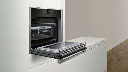 Компактный духовой шкаф Neff C17MR02N0 купить за 180&nbsp;400 ₽ в Москве с доставкой по РФ