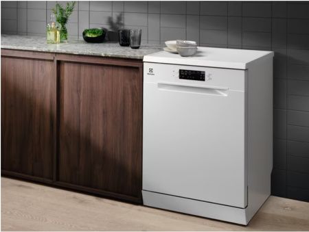Electrolux ESA47200SW купить за 68&nbsp;210 ₽ в Москве с доставкой по РФ