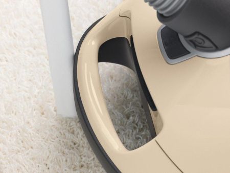 Пылесос Miele SGDA0 Complete C3 слоновая кость - купить онлайн, цена 43 800 ₽, стоимость доставки по МСК и РФ от 300 рублей, заказать сейчас! Пылесос Miele SGDA0 Complete C3 слоновая кость купить за 43 800 ₽ в Москве с доставкой по РФ