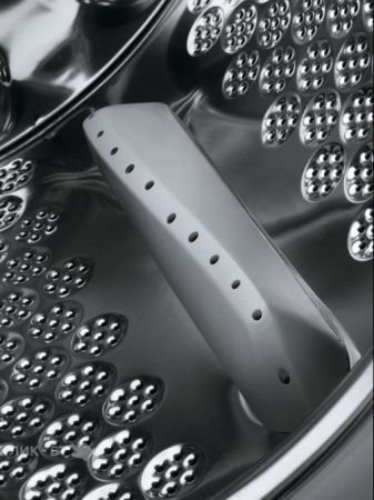 Встраиваемая cтирально-сушильная машина AEG L8WBE68SI купить за 104&nbsp;900 ₽ в Москве с доставкой по РФ