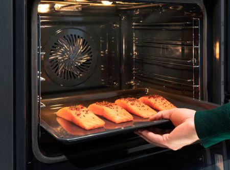 Духовой шкаф Electrolux EOB8S39WZ купить за 127&nbsp;900 ₽ в Москве с доставкой по РФ