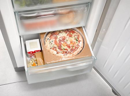 Холодильник Miele KFN 29483 D EDT/CS - купить онлайн, цена 299 000 ₽, стоимость доставки по МСК и РФ от 300 рублей, заказать сейчас! Холодильник Miele KFN 29483 D EDT/CS купить за 299 000 ₽ в Москве с доставкой по РФ