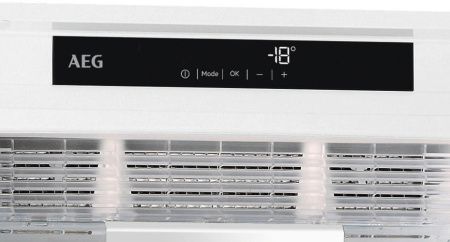 Встраиваемая морозильная камера AEG ABR818F6NC купить за 118&nbsp;620 ₽ в Москве с доставкой по РФ